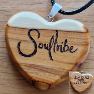 Herz-Kette "Soultribe" aus Eibenholz