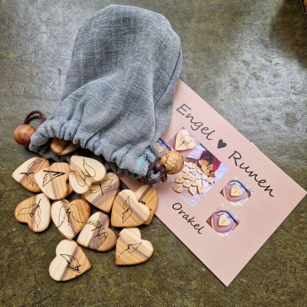 Engel ♥ Runen Orakel-Set aus Eibenholz