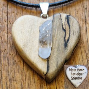 Lindenherzkette "HERZSTIMME" – mit Seelengesang von Julilea